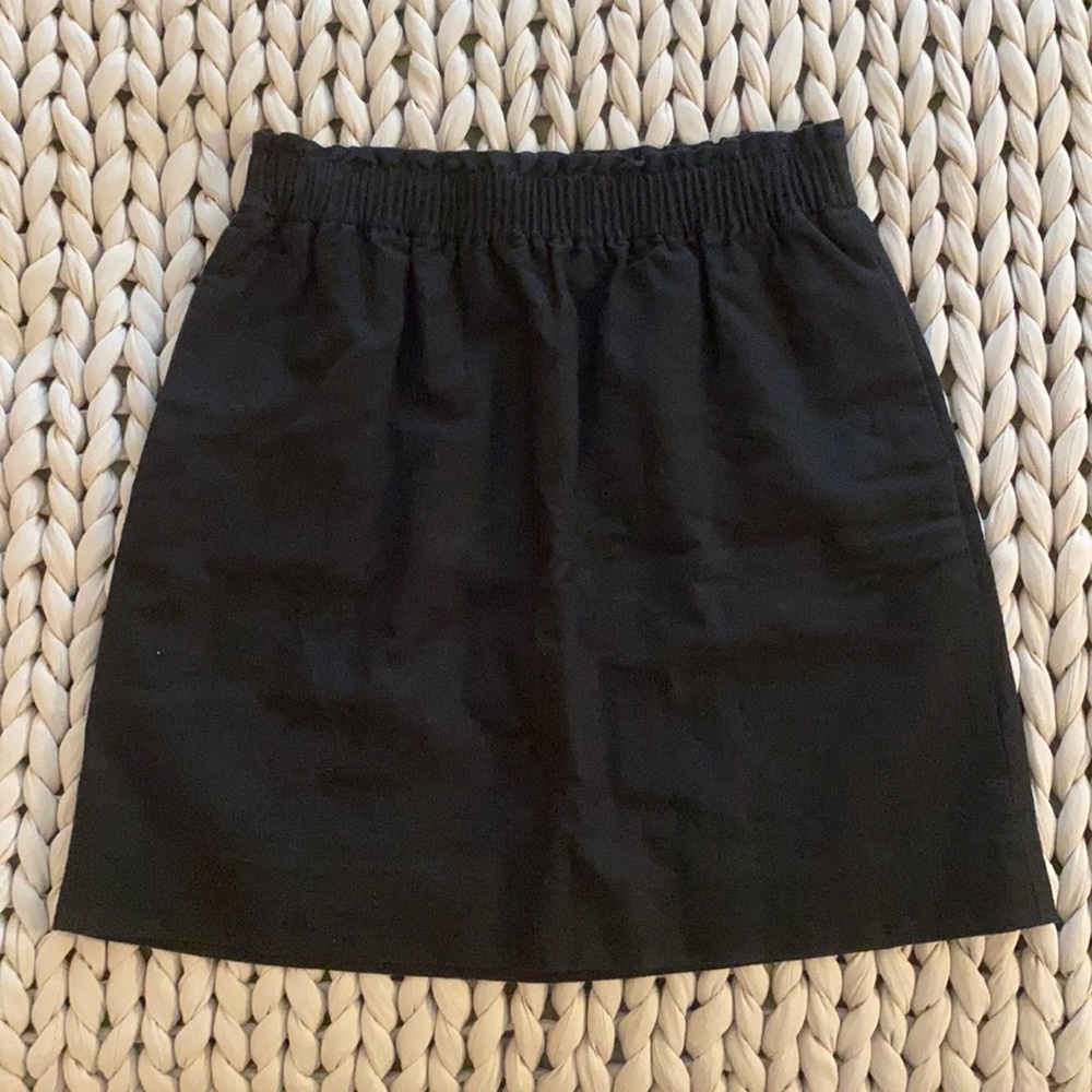 J.Crew • Sidewalk Skirt • Black • Size 4 • EUC • Pockets • Lined